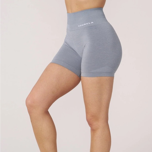 YoungLA CORE SEAMLESS SHORTS - Picture 1 of 4